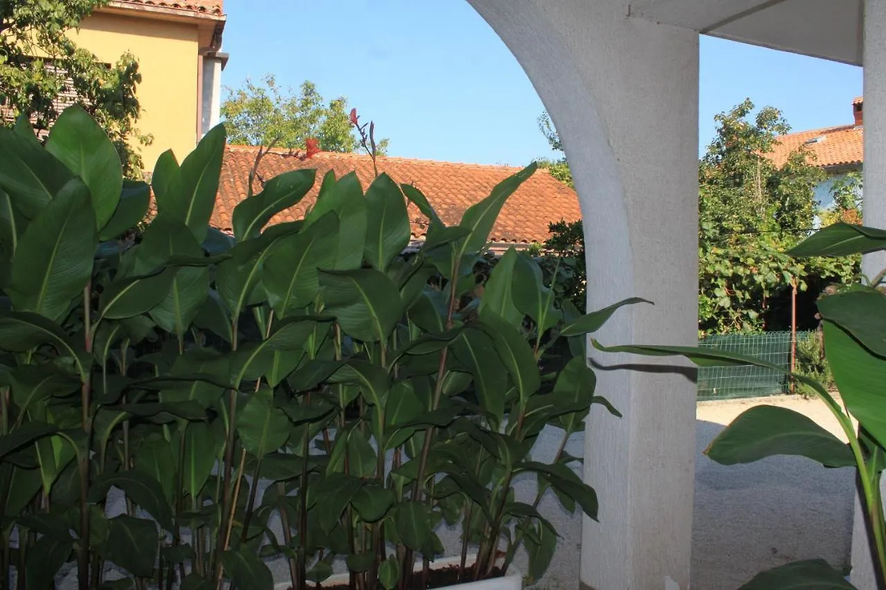 Apartments With A Parking Space Umag - 7171 Croatia